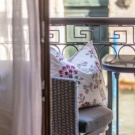 Italian Experience-Riva Degli Schiavoni Boutique Apartment Venedig Eksteriør billede