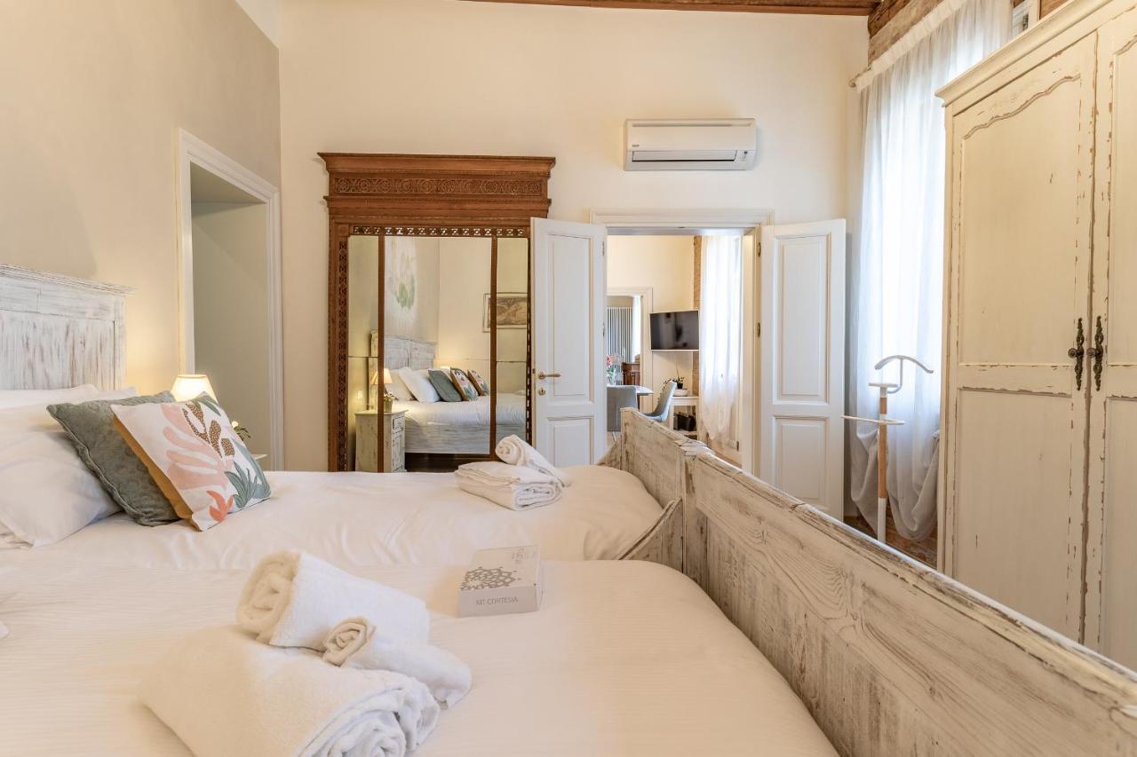 Italian Experience-Riva Degli Schiavoni Boutique Apartment Venedig Eksteriør billede